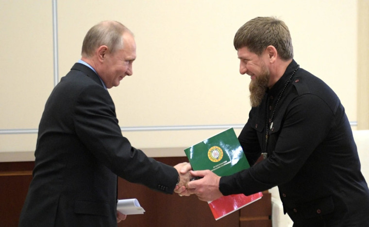 Указом Президента РФ Владимира Путина орденом Александра Невского награжден Глава Чеченской Республики Рамзан Кадыров!. Указом Президента РФ Владимира Путина орденом Александра Невского награжден Глава Чеченской Республики Рамзан Кадыров!.